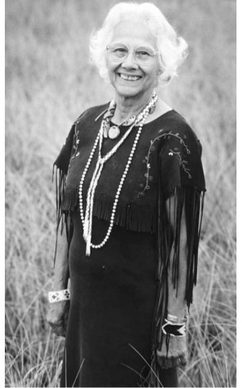 Portrait of Gladys Widdiss